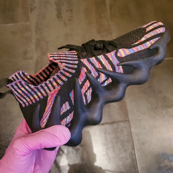 Mixed Color Sneaker - Picture 11 of 11